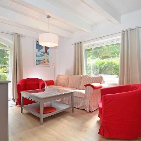 Blaues Strandhaus Sellin Exteriör bild