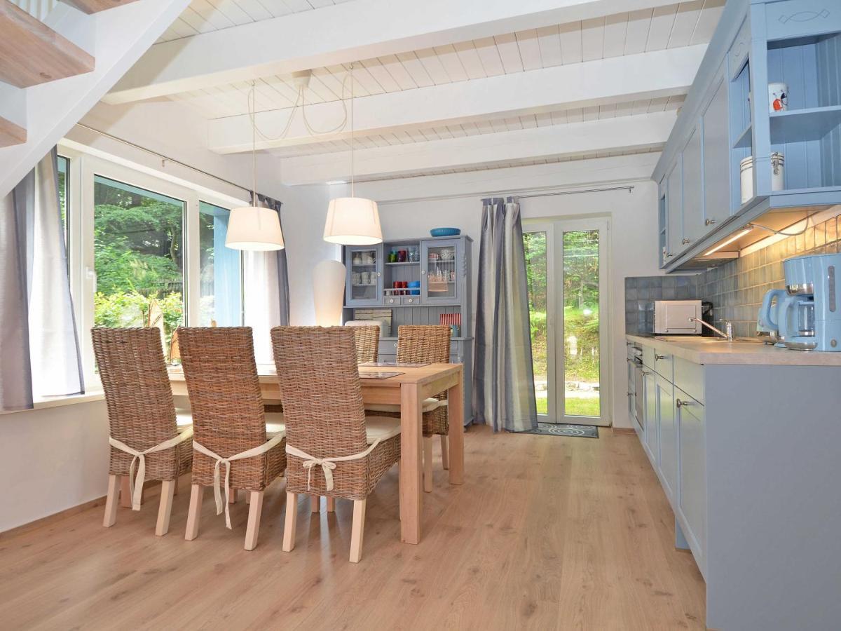 Blaues Strandhaus Sellin Exteriör bild