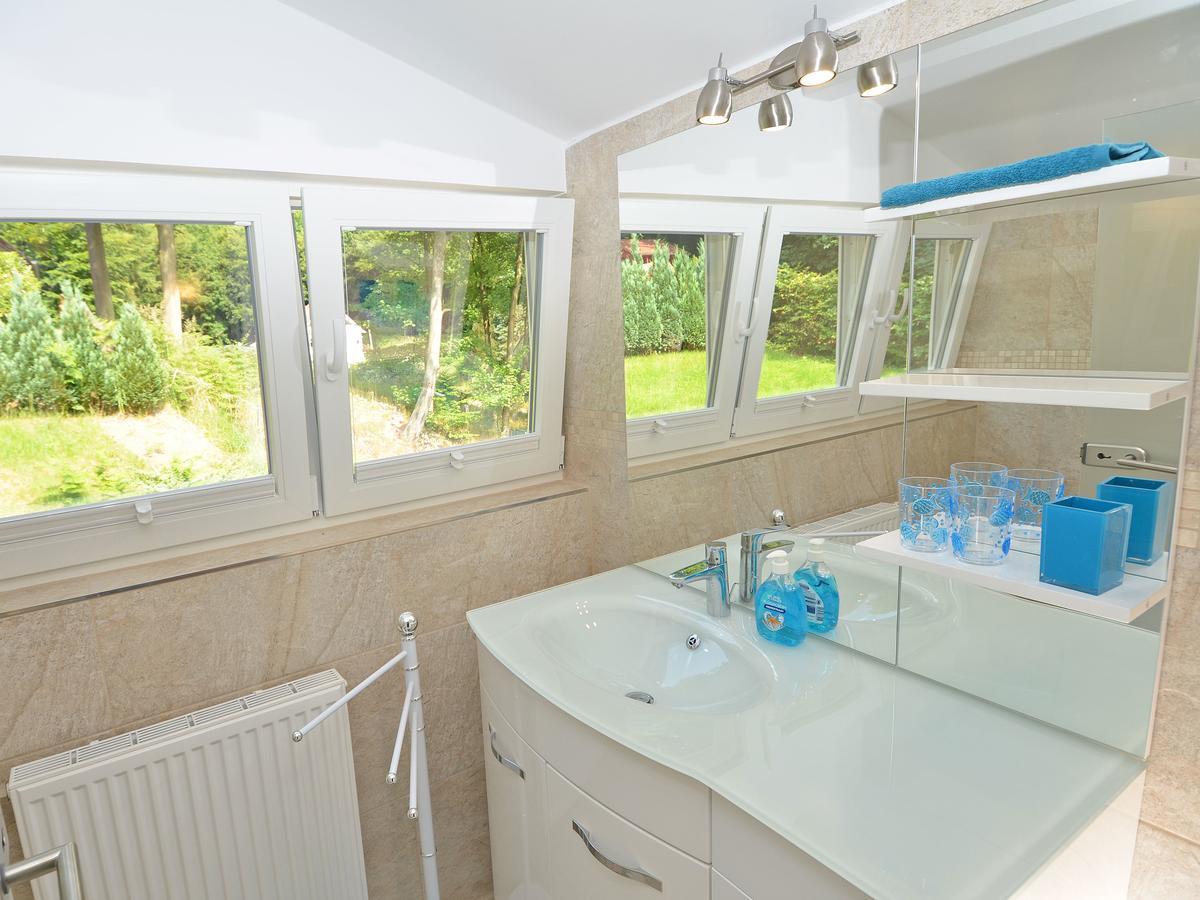 Blaues Strandhaus Sellin Exteriör bild